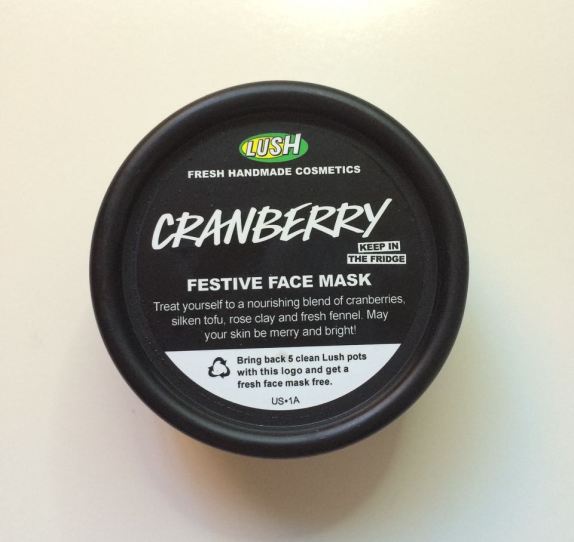 Lush Cosmetics Cranberry Festive Fresh Face Mask Review
